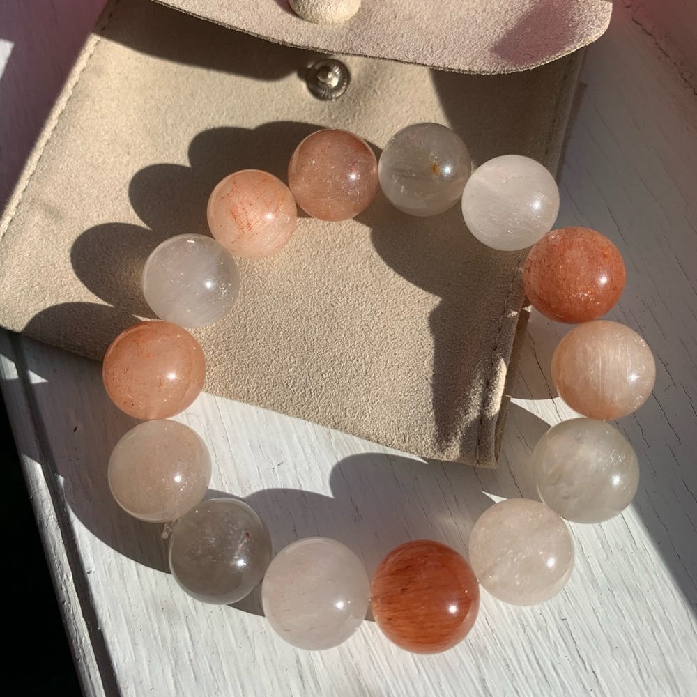 High Quality Amphibole Quartz Beaded Bracelet